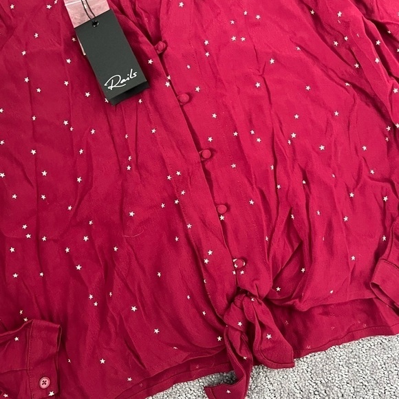 Rails Rouge Sloane Gradient Star Print Long Sleeve Top - Picture 5 of 6